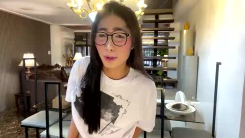Snapshot of gleiahong chatting on October 17, 11:52 pm gleiahong online show from October 17, 11:52 pm