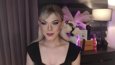 Michaella online show from September 15, 1:16 pm