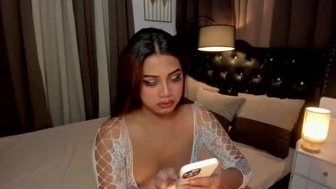 RIANA online show from January 5, 5:09 pm