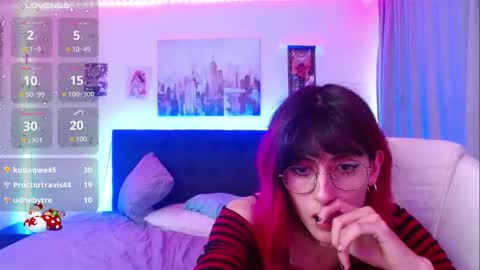 goth_minerva online show from January 8, 5:39 pm