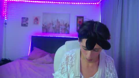 goth_minerva online show from April 18, 2:08 pm