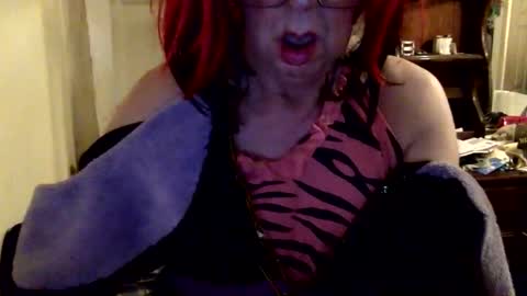 gurlydiesel online show from February 2, 7:07 am
