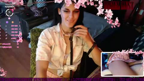 Hazel Lust online show from May 31, 4:00 am