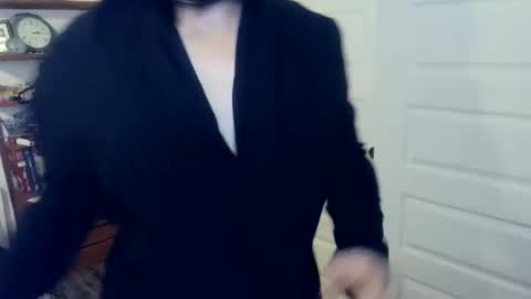 hightonight27 online show from December 1, 3:42 am