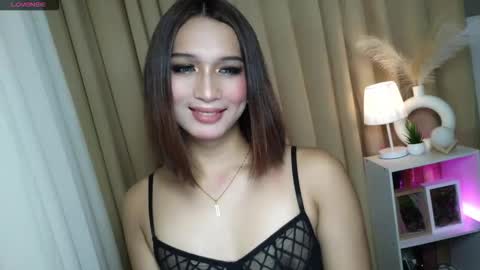 Hoelymorri online show from March 5, 3:11 am