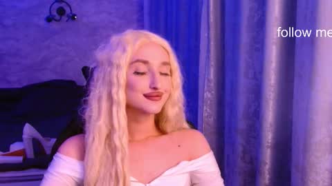 honey_sunset online show from November 9, 10:54 pm