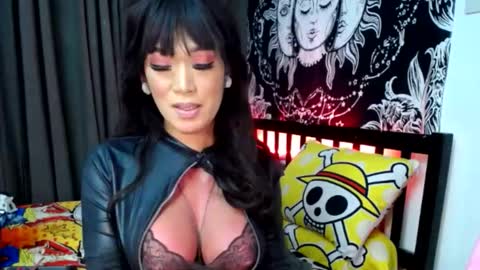 Jessica Cumshow FOLLOW ME online show from March 11, 5:44 am