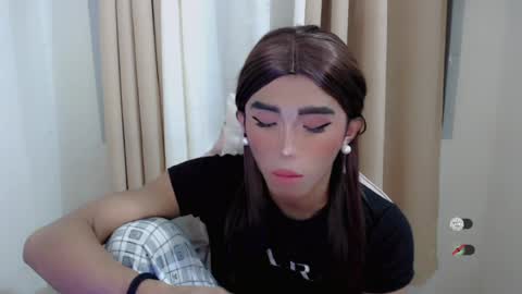 Khianna online show from July 22, 5:39 pm