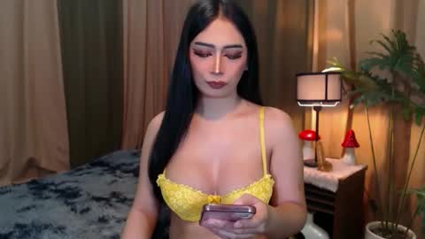 EVA online show from October 4, 1:17 am
