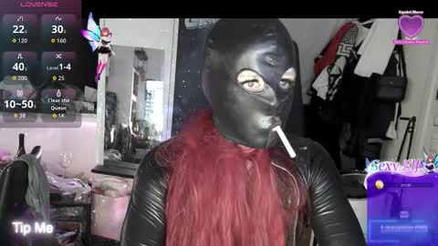 latexslave online show from January 17, 6:15 pm