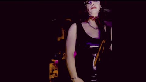 latexslave online show from May 4, 4:06 am