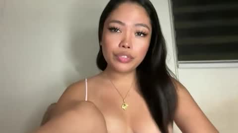 Eva online show from December 2, 4:32 pm