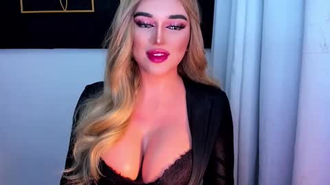 STELLA online show from March 7, 9:04 am