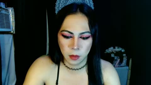 Snapshot of hott_summerr chatting on February 15, 6:23 pm Alex Summer online show from February 15, 6:23 pm