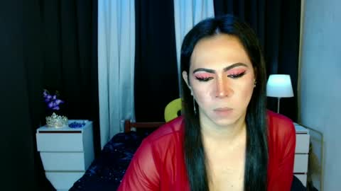 Snapshot of hott_summerr chatting on March 4, 5:45 pm Alex Summer online show from March 4, 5:45 pm