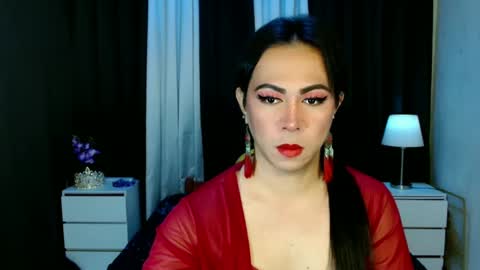 Snapshot of hott_summerr chatting on March 5, 5:45 pm Alex Summer online show from March 5, 5:45 pm