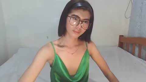 hottestdella69 online show from October 24, 4:34 pm