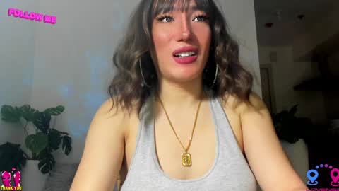 Snapshot of hottycrishinaxx chatting on January 29, 6:01 am crishinahotty online show from January 29, 6:01 am