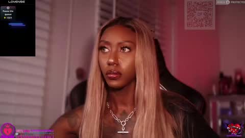 Domina Merci online show from April 19, 6:36 am