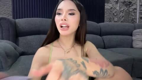 Tine Castillo online show from April 16, 12:28 pm