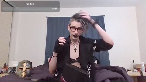 Snapshot of incubussy_x chatting on January 21, 6:34 am Incubussy X online show from January 21, 6:34 am