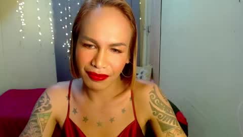 Snapshot of indaypakay_ts chatting on December 24, 4:19 pm Pakay online show from December 24, 4:19 pm