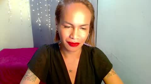 Snapshot of indaypakay_ts chatting on December 30, 12:42 pm Pakay online show from December 30, 12:42 pm