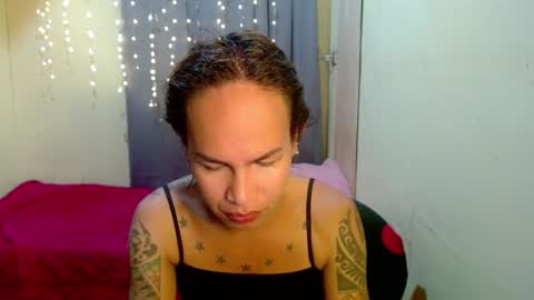 Snapshot of indaypakay_ts chatting on February 3, 3:31 am Pakay online show from February 3, 3:31 am