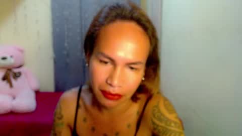 Snapshot of indaypakay_ts chatting on March 7, 7:33 am Pakay online show from March 7, 7:33 am