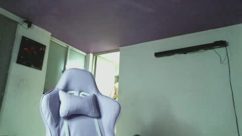 Camilla online show from February 6, 11:43 am