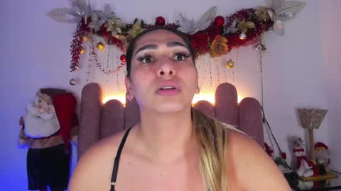  Martina  IG martissmith01 online show from January 11, 8:32 pm