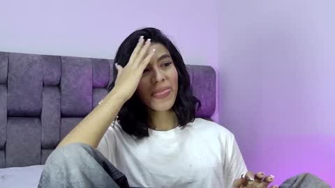 Isa online show from December 6, 7:59 am