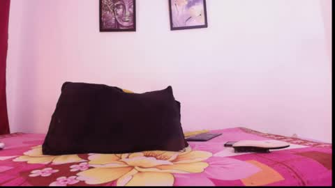 I V A N N A   J A C K S O N  online show from April 20, 2:02 am