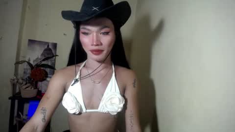 Ivy online show from July 21, 6:00 pm