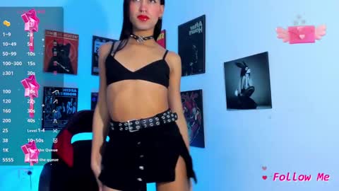 Snapshot of jadebenett chatting on March 6, 10:44 pm Jade Benett online show from March 6, 10:44 pm