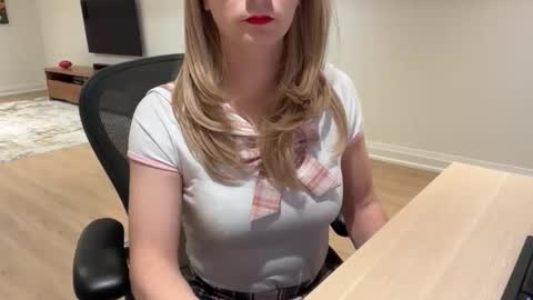 jamesarnold06 online show from March 13, 3:34 am