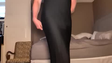 janiewilliams online show from April 5, 3:32 pm