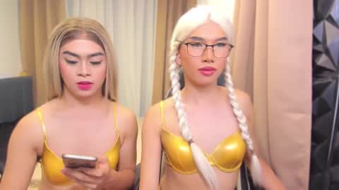 jchugecock online show from December 15, 8:14 pm