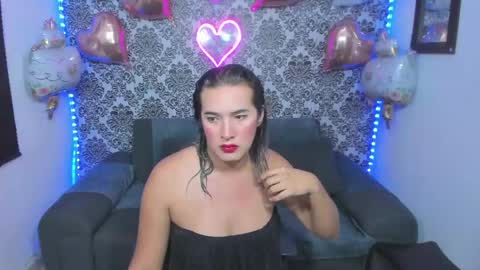 . Julianita y Valery . online show from June 3, 3:52 am