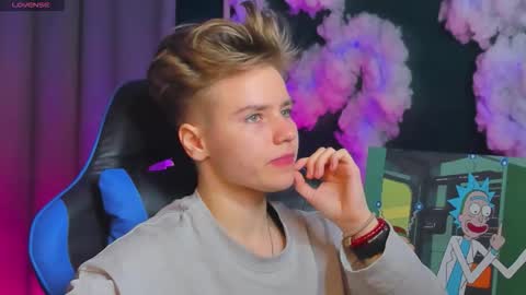 Jean online show from November 16, 11:20 am