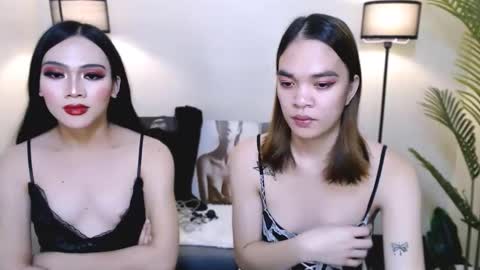 jelaimendoza13 online show from November 7, 10:15 am