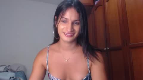 jennifer_t online show from March 1, 9:59 pm