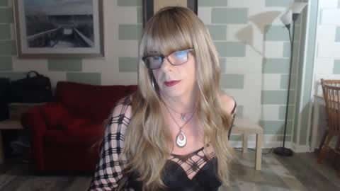 jenrox222 online show from September 25, 10:50 pm