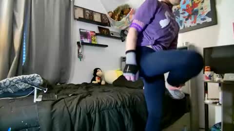 Vinnesse online show from April 10, 11:05 am