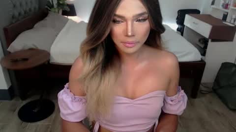 jesie_hot69 online show from April 26, 11:19 am
