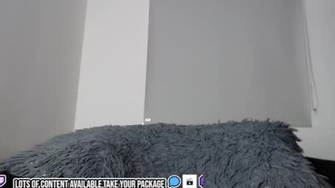 jhoana aston - daniel online show from March 18, 2:38 pm