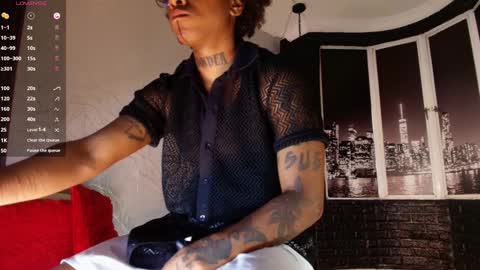 jhonymiller online show from March 2, 8:25 pm