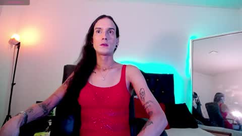 Joa Isaza     online show from October 21, 9:22 am