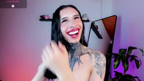 Kali Ka Please help me with your thumbs up its important   dont forget my birthday on October 26 online show from March 26, 8:34 pm