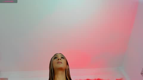 Karoline online show from January 8, 8:50 pm